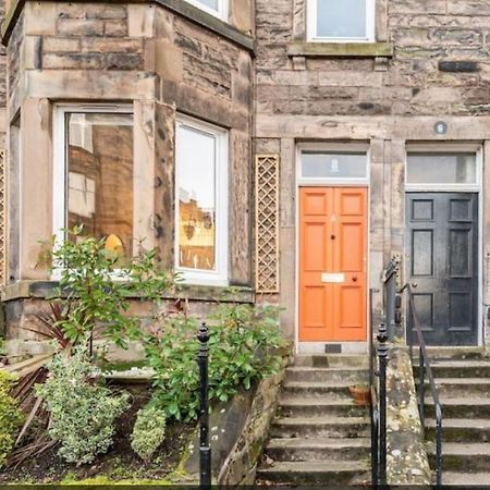 Holyrood Park: Lush & Arty 2 Double Bed Flat Apartment เอดินบะระ ภายนอก รูปภาพ