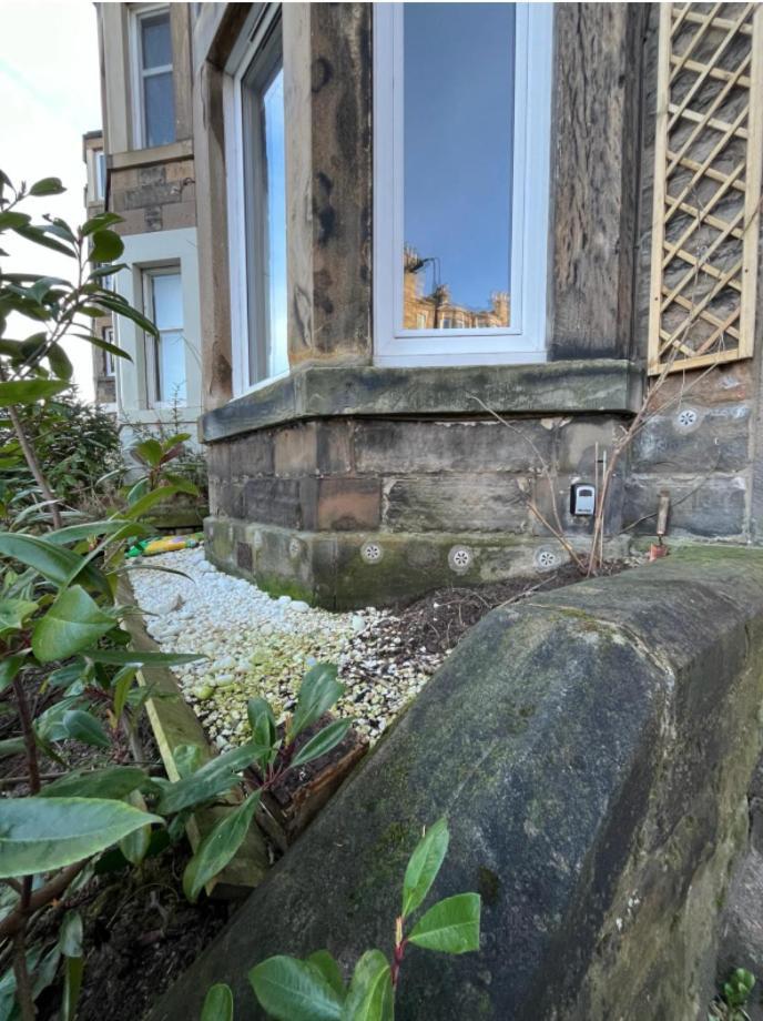 Holyrood Park: Lush & Arty 2 Double Bed Flat Apartment เอดินบะระ ภายนอก รูปภาพ