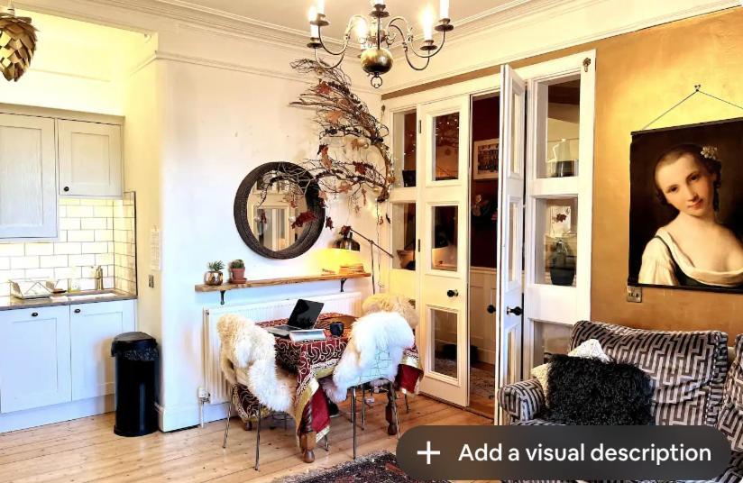 Holyrood Park: Lush & Arty 2 Double Bed Flat Apartment เอดินบะระ ภายนอก รูปภาพ